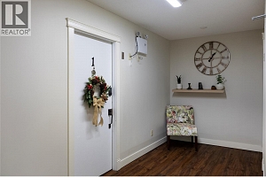 2200 40 Street Unit# 1 - Photo 3