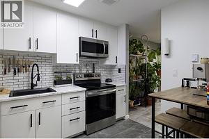 2200 40 Street Unit# 1 - Photo 6