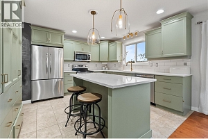 428 Milton Road - Photo 2