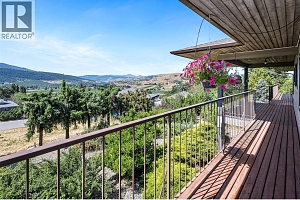 460 Crestview Drive - Photo 13