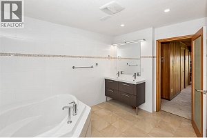 460 Crestview Drive - Photo 54