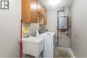 205 Highway 33 E - Photo 34