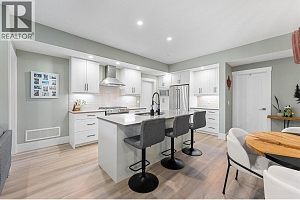 4000 REDSTONE Crescent Unit# 220 - Photo 11