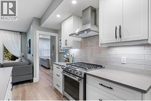 4000 REDSTONE Crescent Unit# 220 - Photo 17