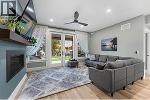 4000 REDSTONE Crescent Unit# 220 - Photo 22