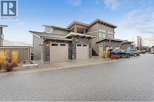 4000 REDSTONE Crescent Unit# 220 - Photo 3