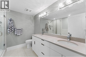 4000 REDSTONE Crescent Unit# 220 - Photo 32