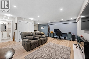 4000 REDSTONE Crescent Unit# 220 - Photo 41