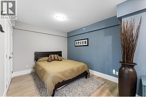 4000 REDSTONE Crescent Unit# 220 - Photo 42