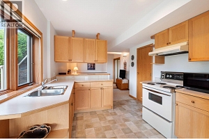 707 Brookfield Court - Photo 18