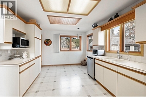 707 Brookfield Court - Photo 21