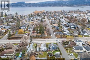 2405 Pandosy Street - Photo 4