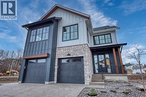 937 Bull Crescent - Photo 3