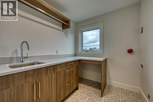 937 Bull Crescent - Photo 40