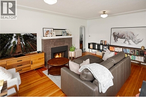 1852 Marshall Street - Photo 4