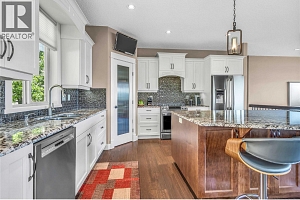 8780 Braeburn Drive - Photo 13