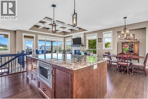 8780 Braeburn Drive - Photo 16