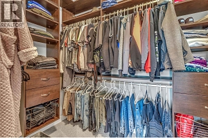 8780 Braeburn Drive - Photo 31