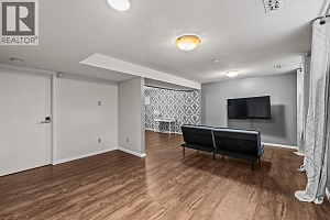 875 Coronado Crescent - Photo 38