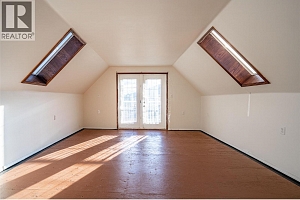 4435 Hallam Road - Photo 33