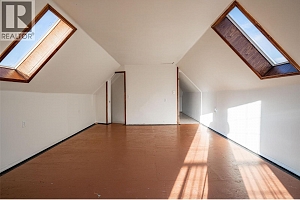 4435 Hallam Road - Photo 34