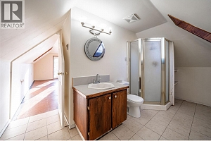 4435 Hallam Road - Photo 36