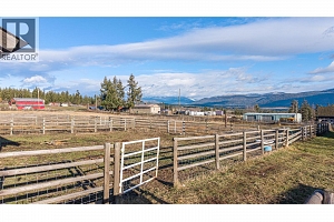 4435 Hallam Road - Photo 4