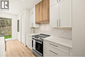 980 Bull Crescent - Photo 11