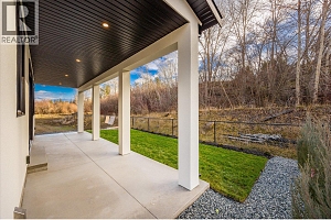 980 Bull Crescent - Photo 38