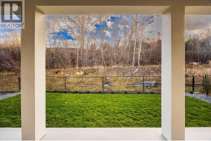 980 Bull Crescent - Photo 39