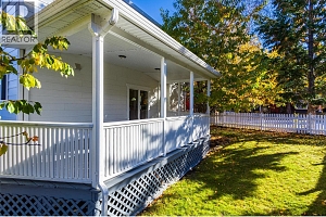 388 MCCARREN Avenue - Photo 18