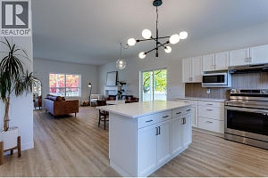 388 MCCARREN Avenue - Photo 28