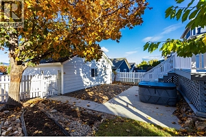 388 MCCARREN Avenue - Photo 35