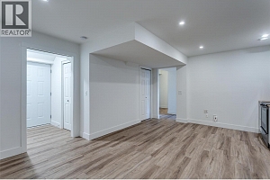 388 MCCARREN Avenue - Photo 54