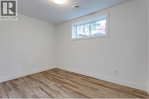 388 MCCARREN Avenue - Photo 57