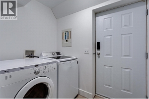 388 MCCARREN Avenue - Photo 60