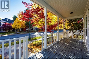 388 MCCARREN Avenue - Photo 7