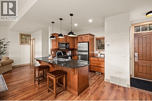 1795 Country Club Drive Unit# 126 - Photo 3