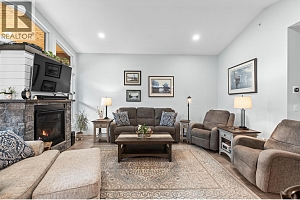 2444 York Avenue Unit# 8 - Photo 25