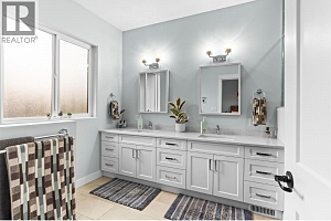 2444 York Avenue Unit# 8 - Photo 35