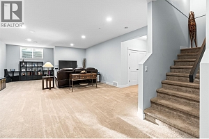 2444 York Avenue Unit# 8 - Photo 40