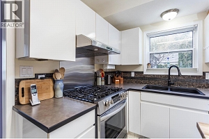 2094 Saddleview Avenue - Photo 10