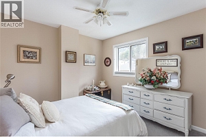 2094 Saddleview Avenue - Photo 21