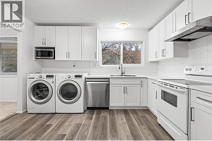 811 Tamarack Drive - Photo 8