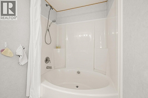 2005 Boucherie Road Unit# 95 - Photo 44