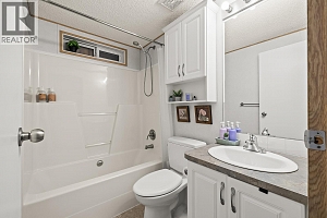 2005 Boucherie Road Unit# 95 - Photo 46