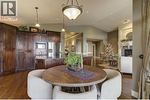 679 Devonian Avenue - Photo 33