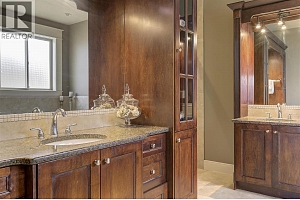 679 Devonian Avenue - Photo 54