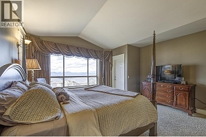 679 Devonian Avenue - Photo 58