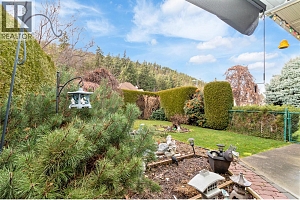 624 Cassiar Crescent - Photo 10